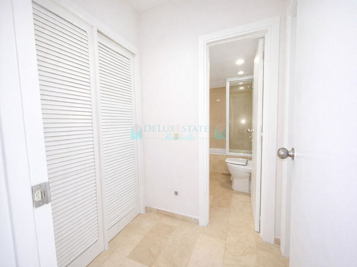 Ground Floor Apartment for sale in Marbella Golden Mile