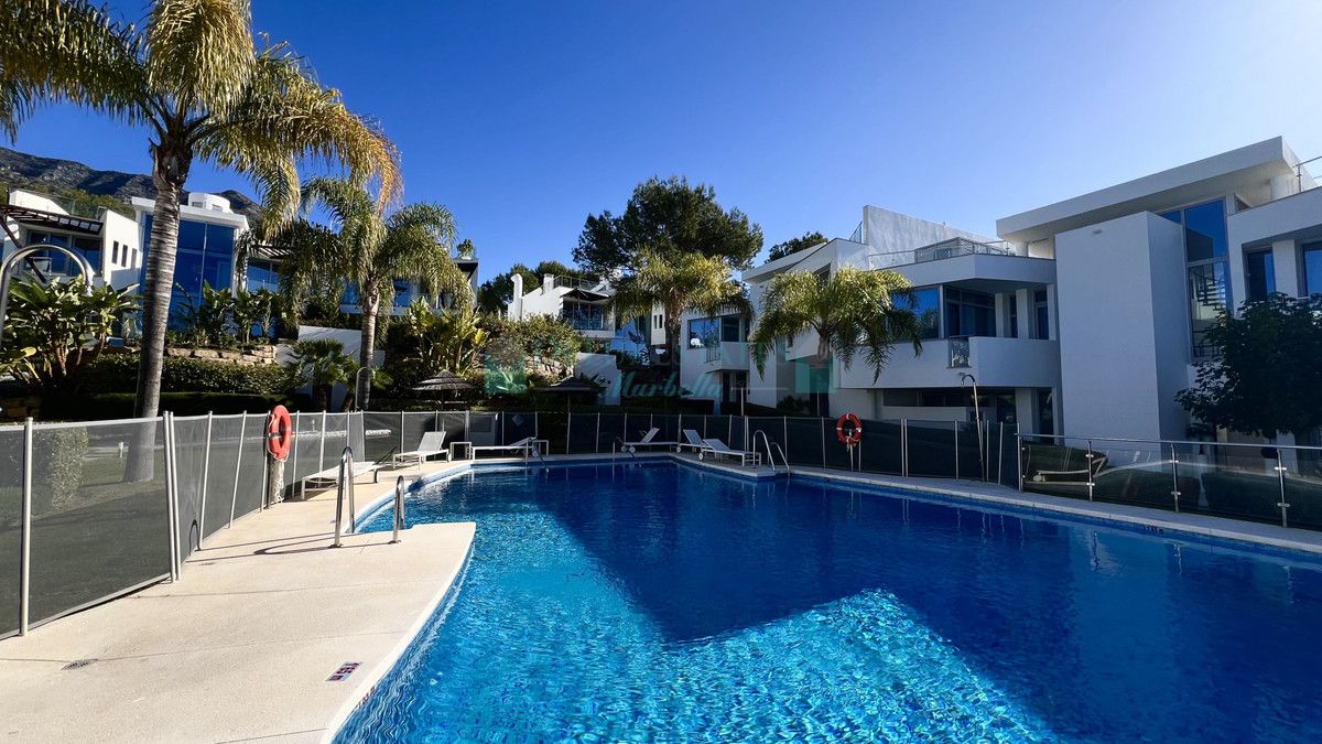 Semi Detached Villa for rent in Marbella Golden Mile