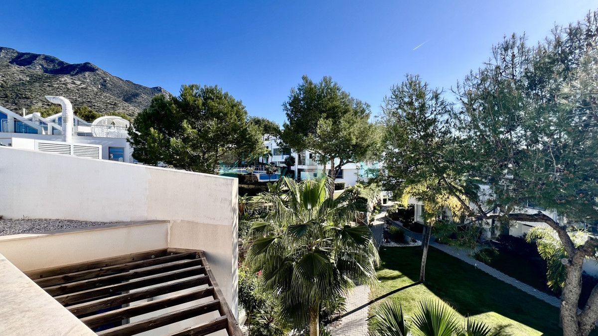 Semi Detached Villa for rent in Marbella Golden Mile