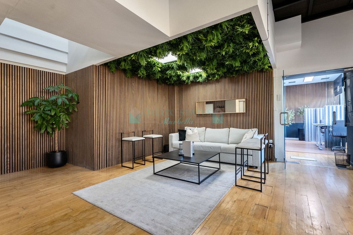 Oficina en alquiler en Marbella