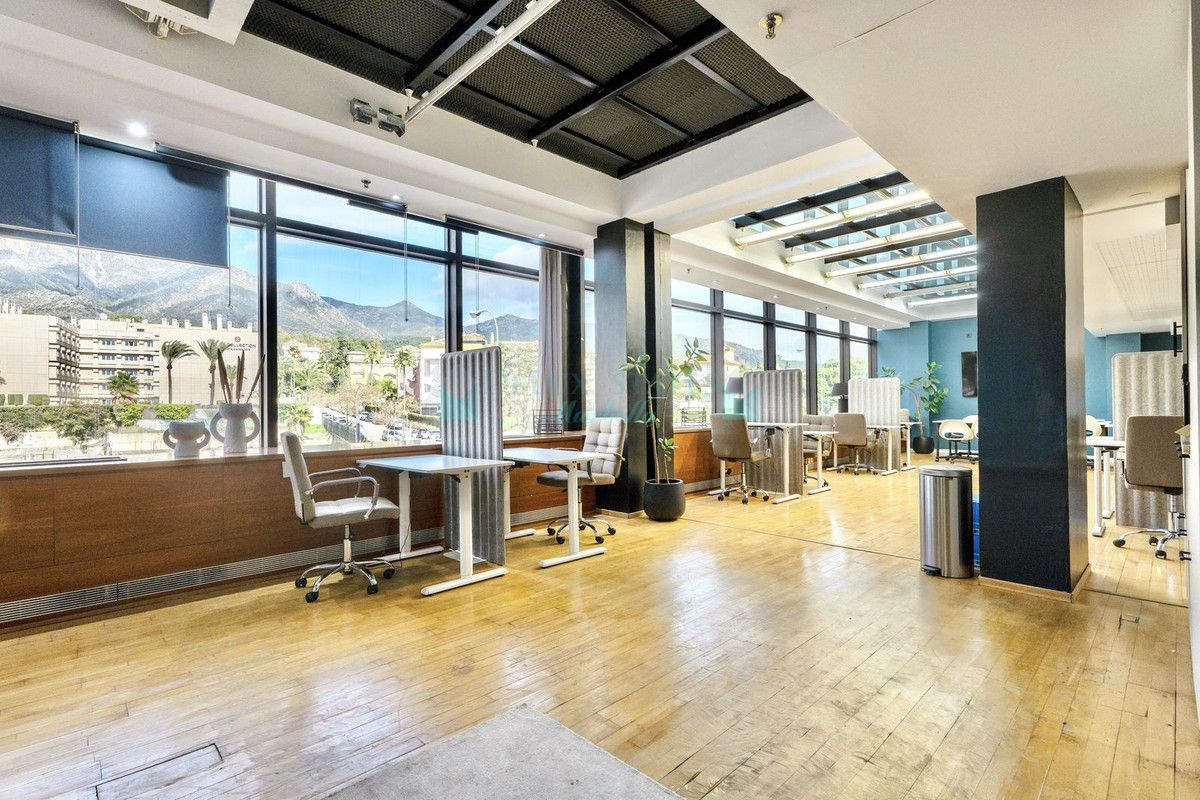 Oficina en alquiler en Marbella