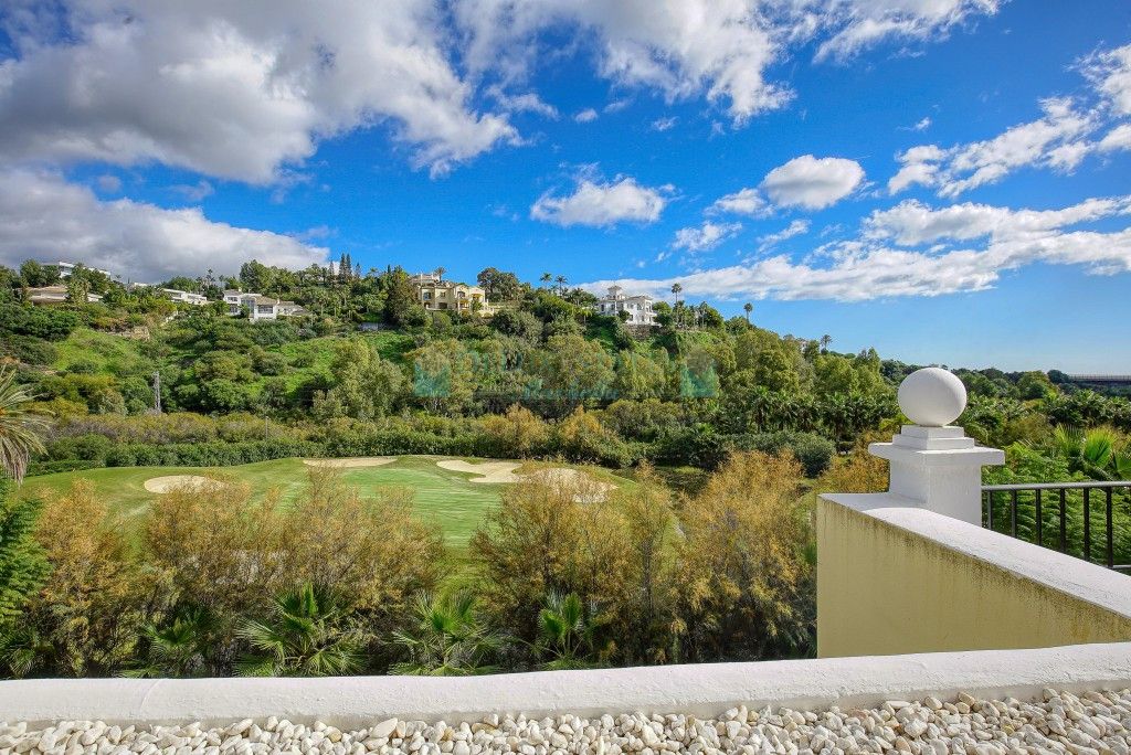 Apartamento en venta en La Quinta, Benahavis