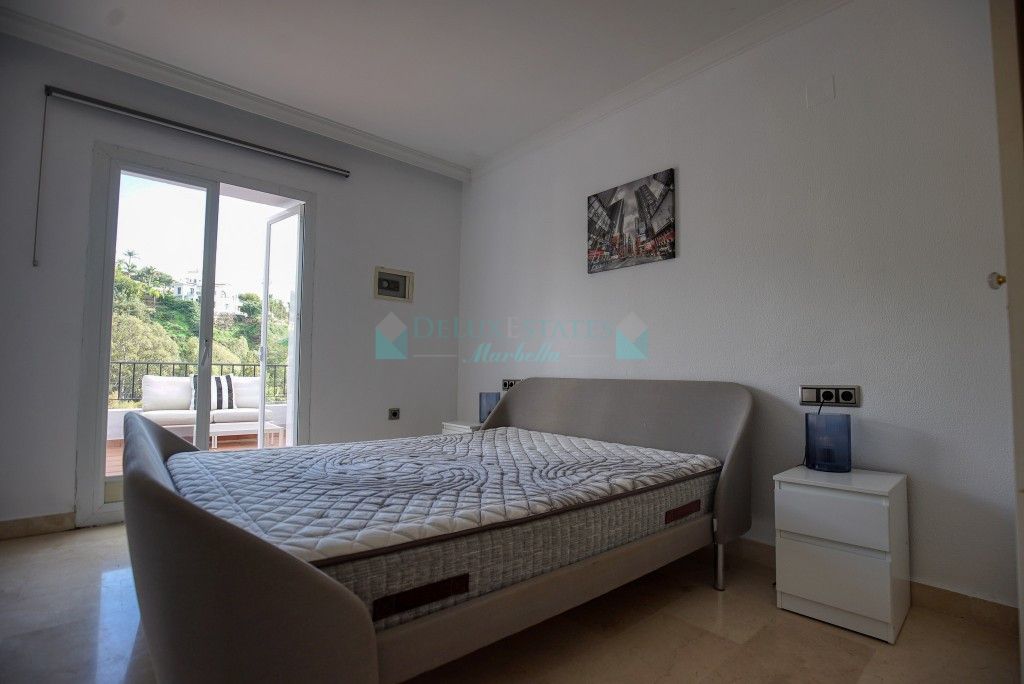 Apartamento en venta en La Quinta, Benahavis