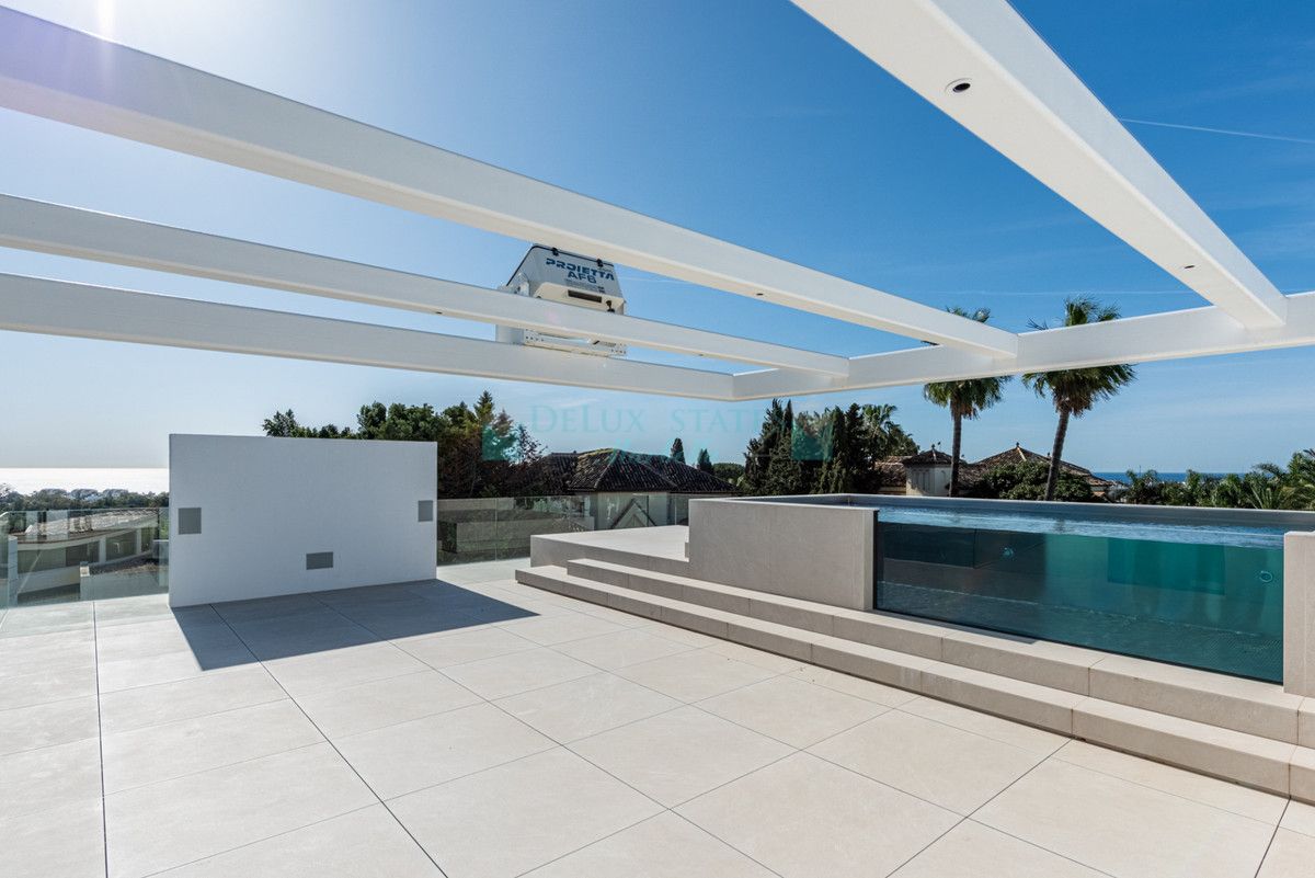 Semi Detached Villa for sale in Nueva Andalucia