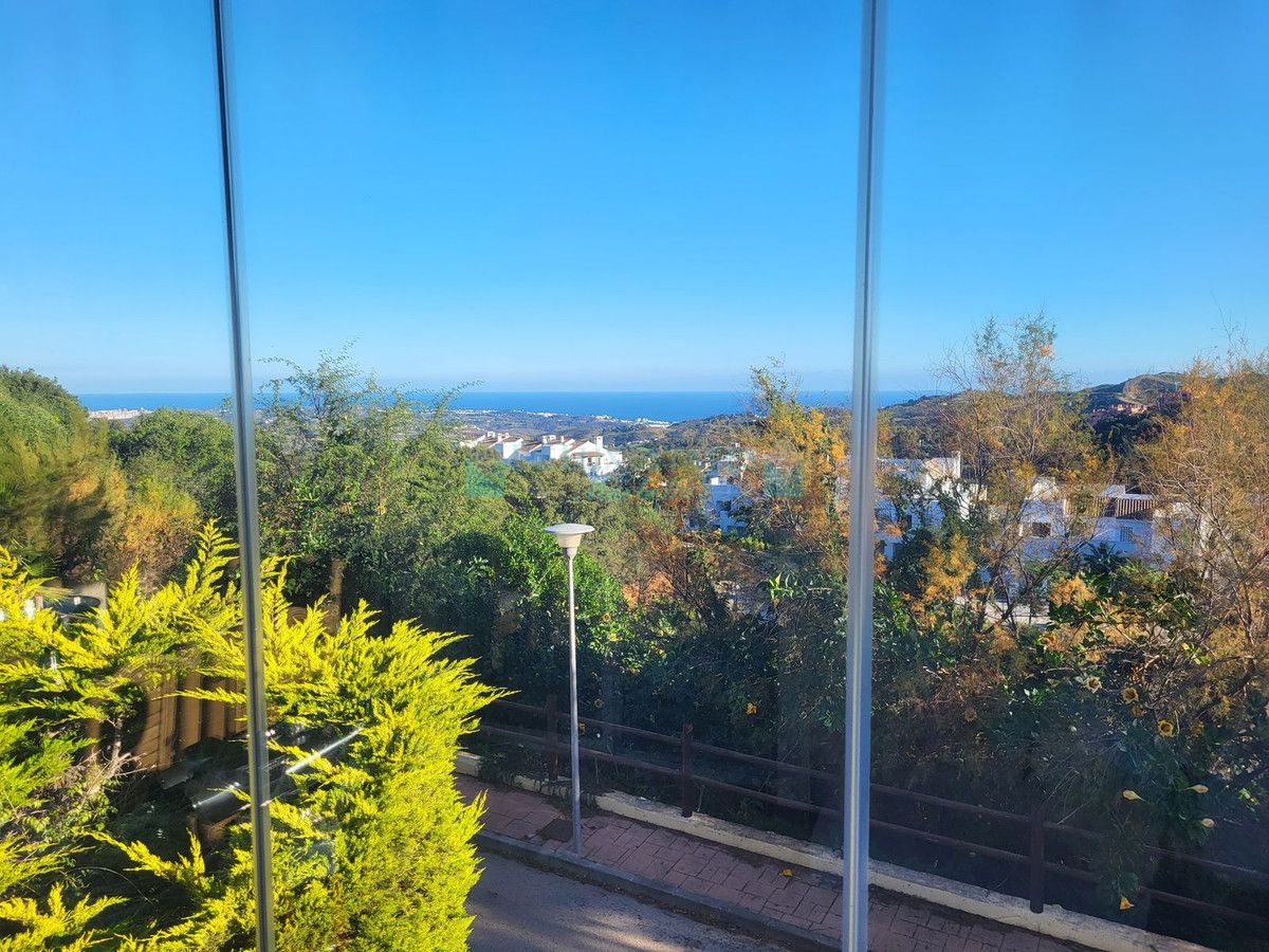 Town House for sale in La Mairena, Marbella East