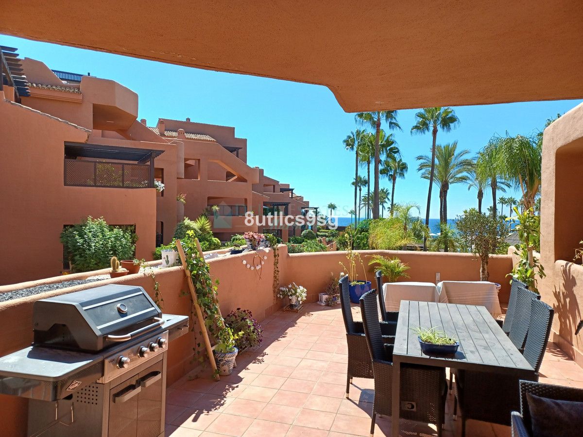 Apartamento Planta Baja en venta en Estepona