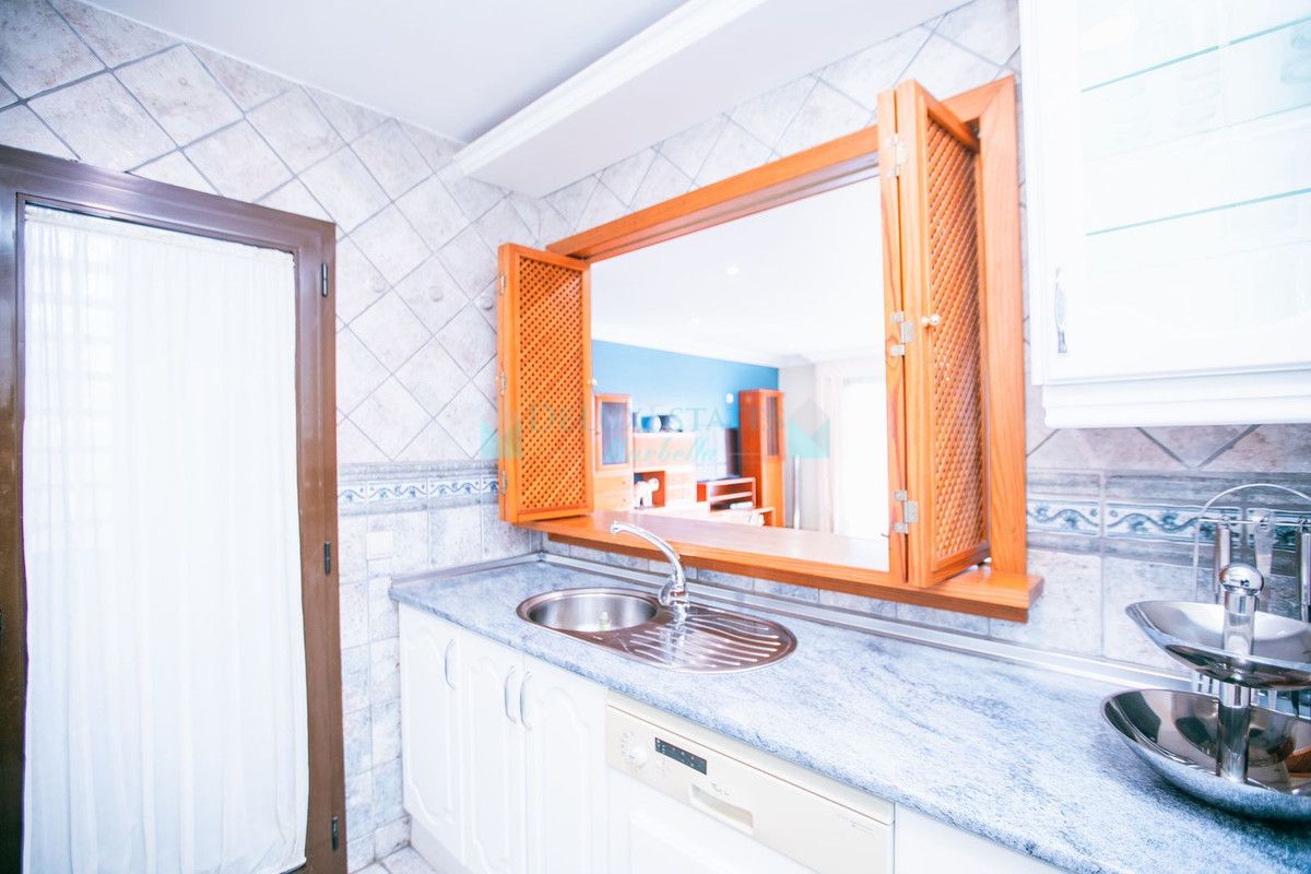 Apartment for rent in Estepona