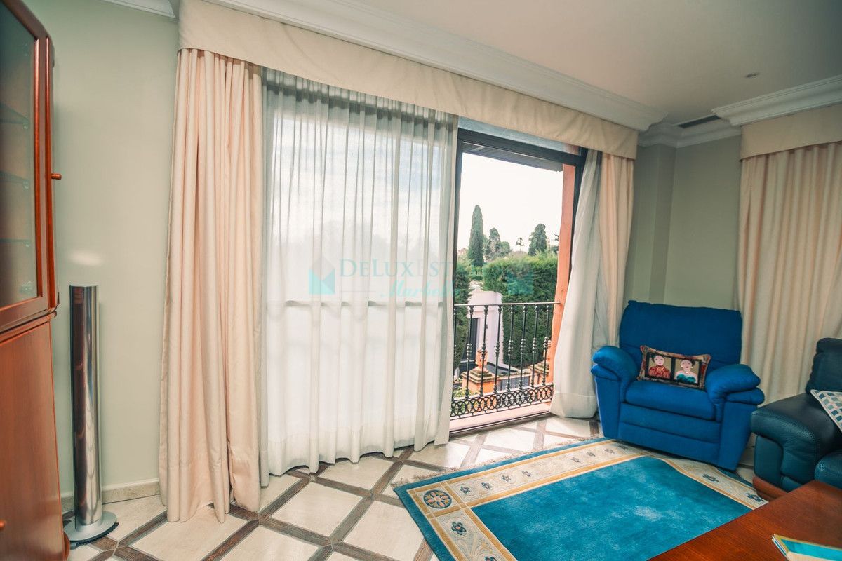 Apartment for rent in Estepona