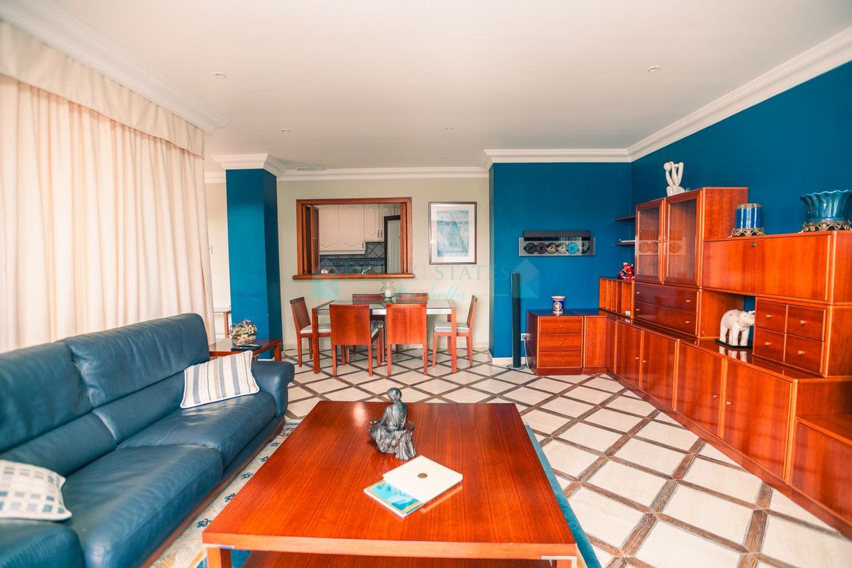 Apartment for rent in Estepona