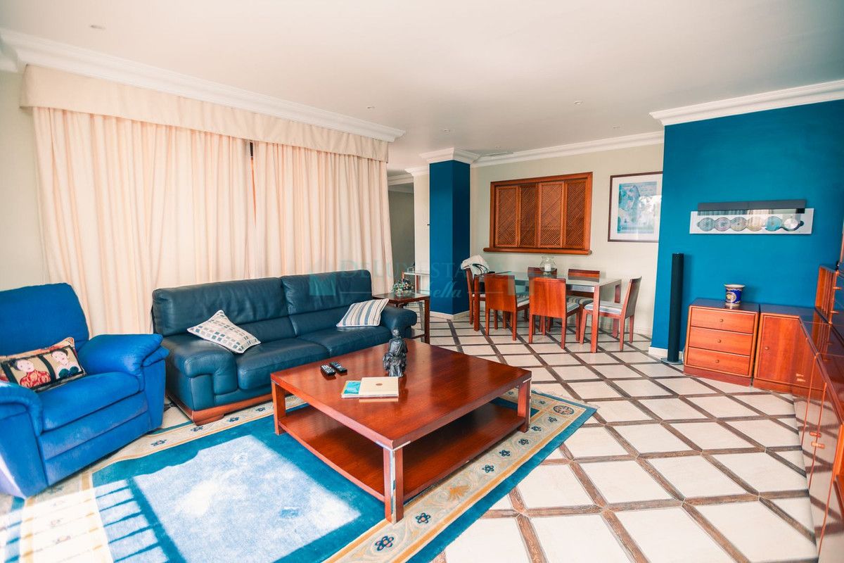 Apartment for rent in Estepona