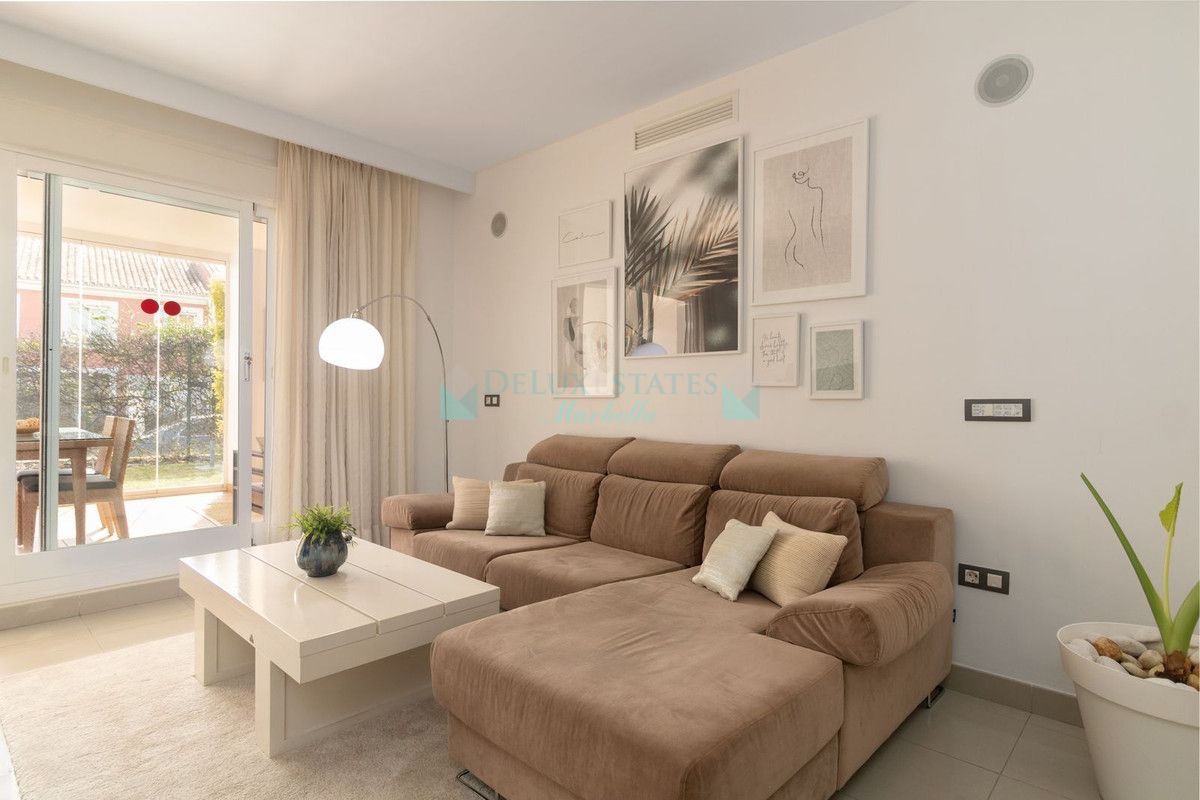 Apartamento Planta Baja en alquiler en New Golden Mile, Estepona