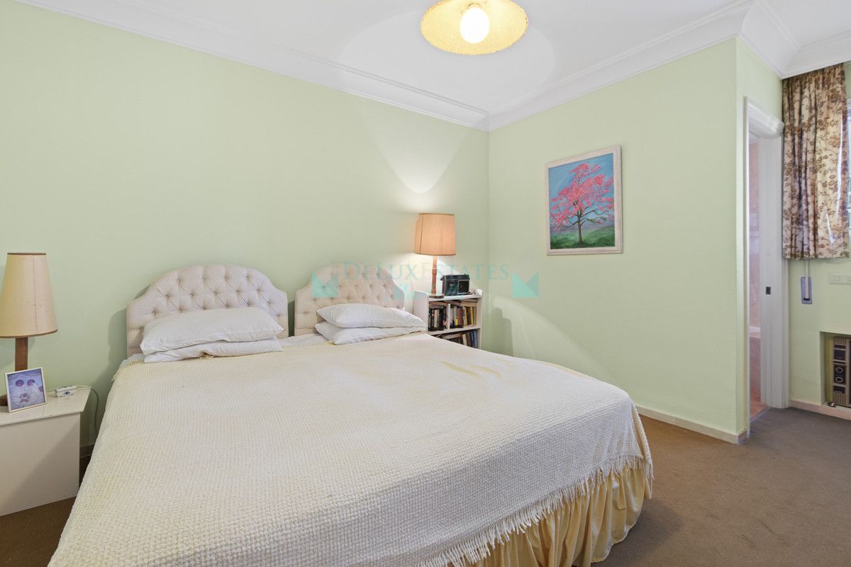 Apartment for sale in Guadalmina Alta, San Pedro de Alcantara