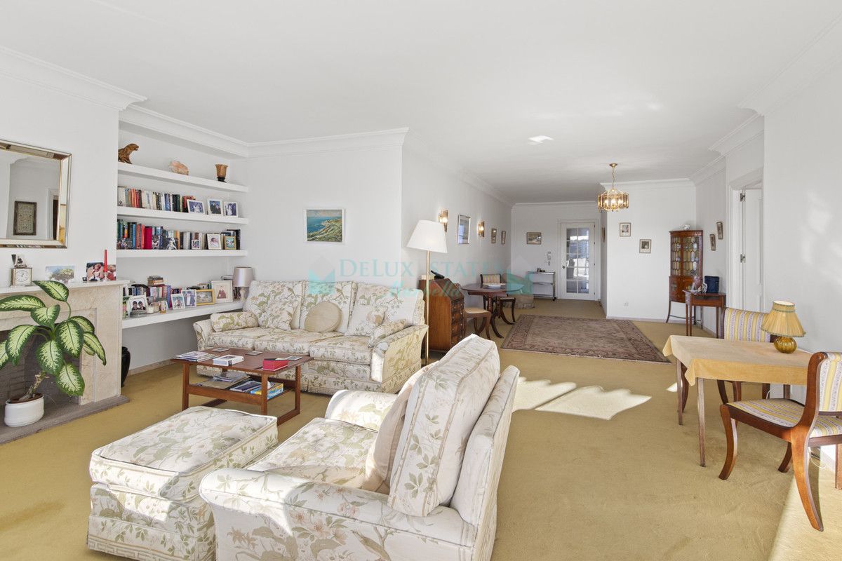 Apartment for sale in Guadalmina Alta, San Pedro de Alcantara