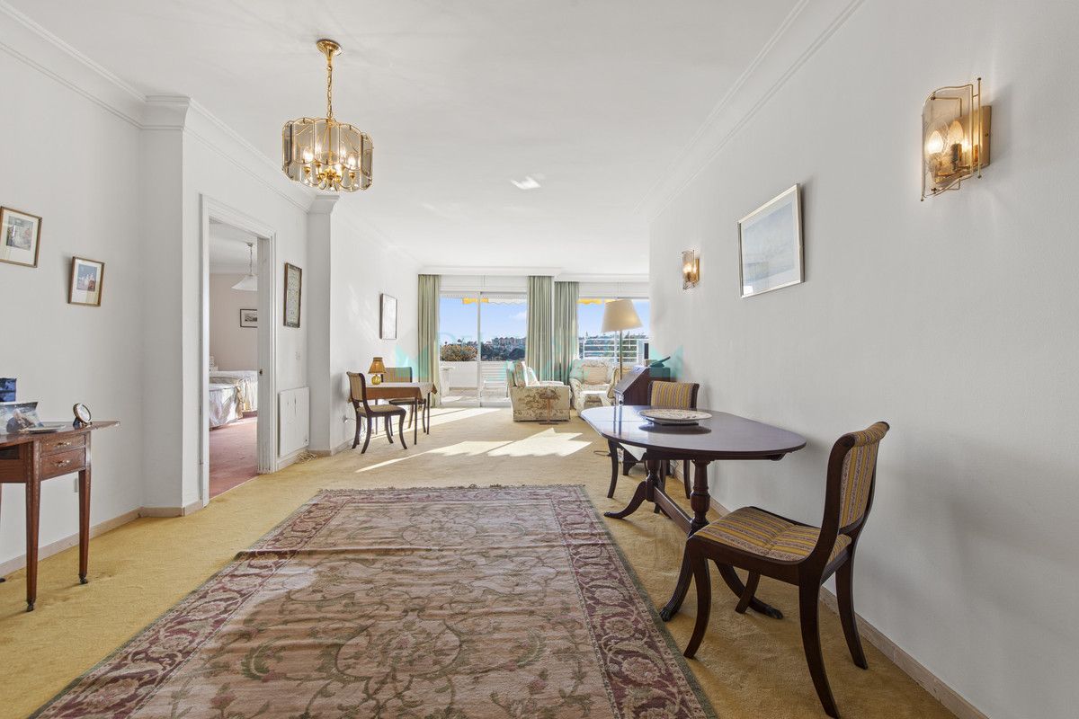 Apartment for sale in Guadalmina Alta, San Pedro de Alcantara