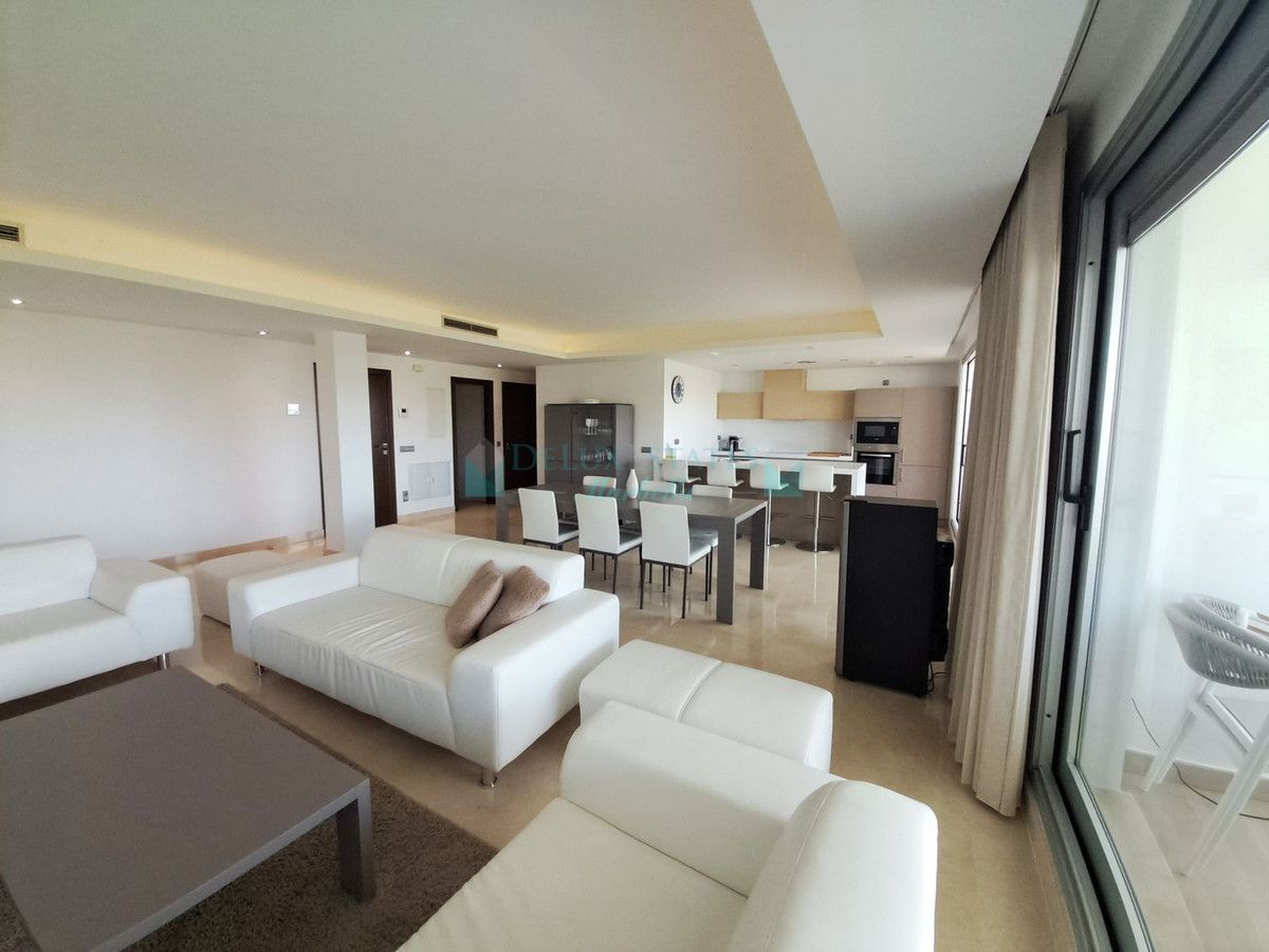 Ground Floor Apartment for sale in Benahavis