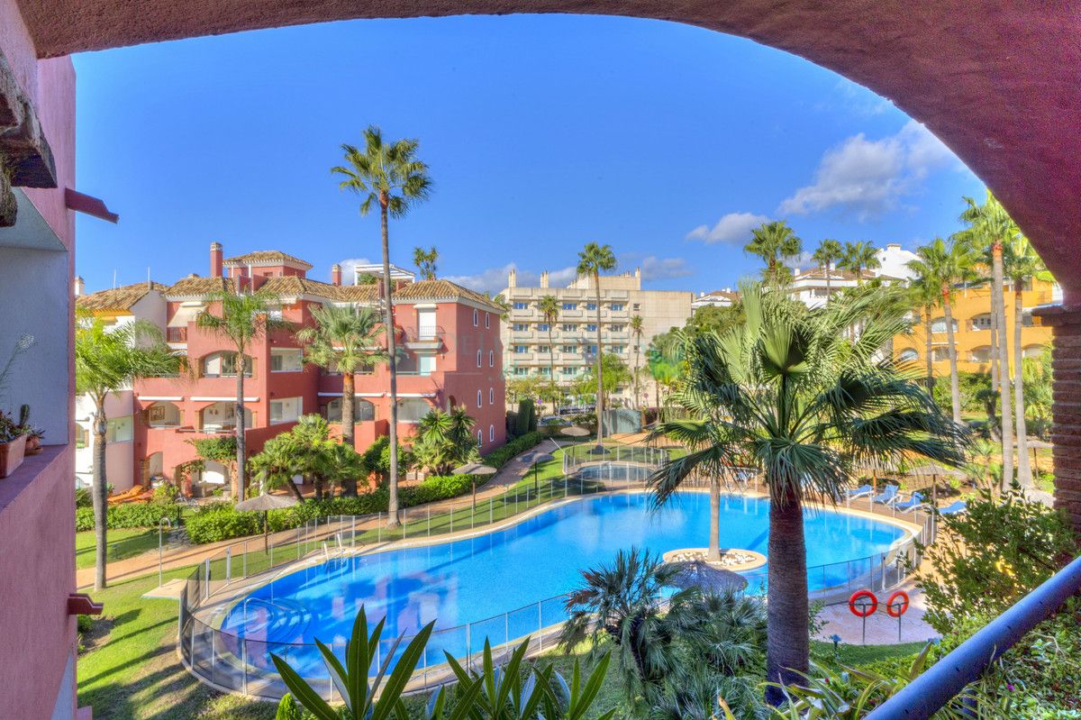 Apartment for sale in Marbella Golden Mile