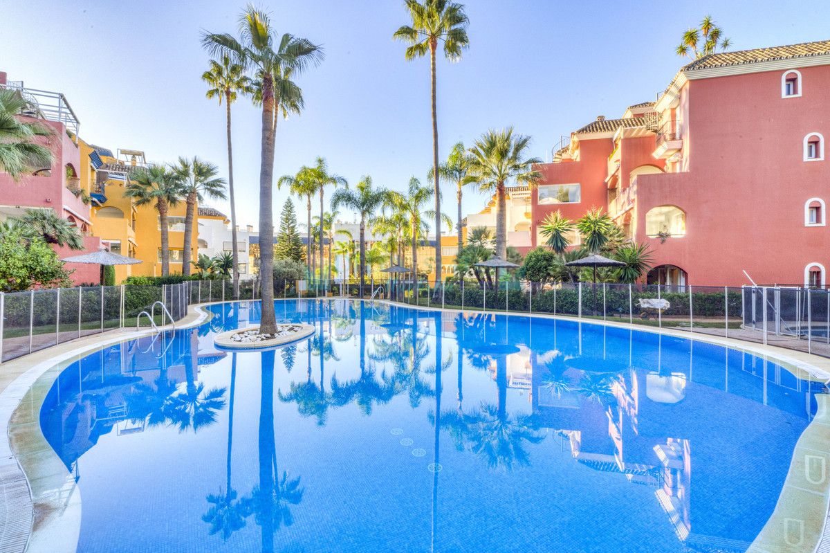 Apartment for sale in Marbella Golden Mile