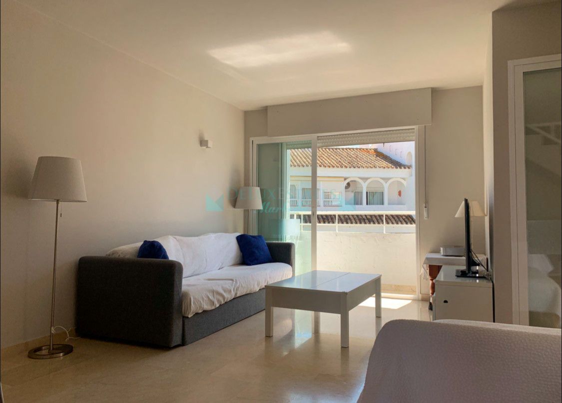 Apartamento en venta en Marbesa, Marbella Este
