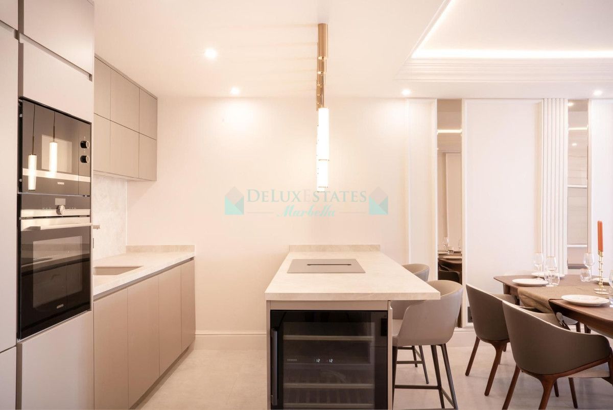 Ground Floor Apartment for sale in New Golden Mile, Estepona