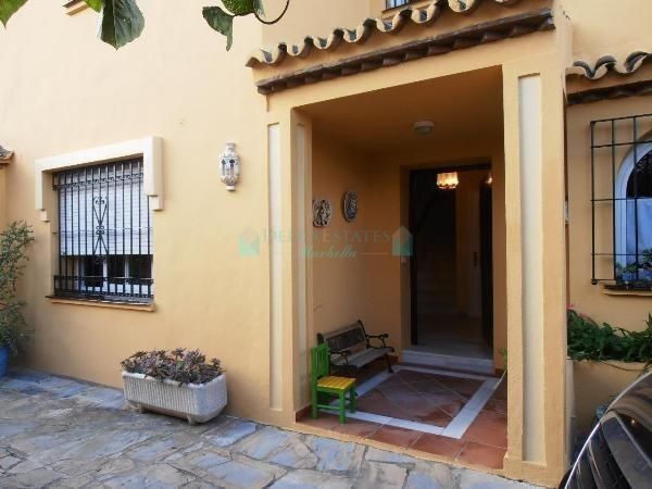 Villa for sale in San Pedro de Alcantara