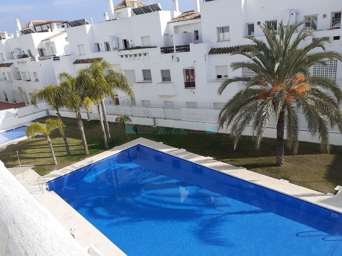 Apartment for sale in Estepona