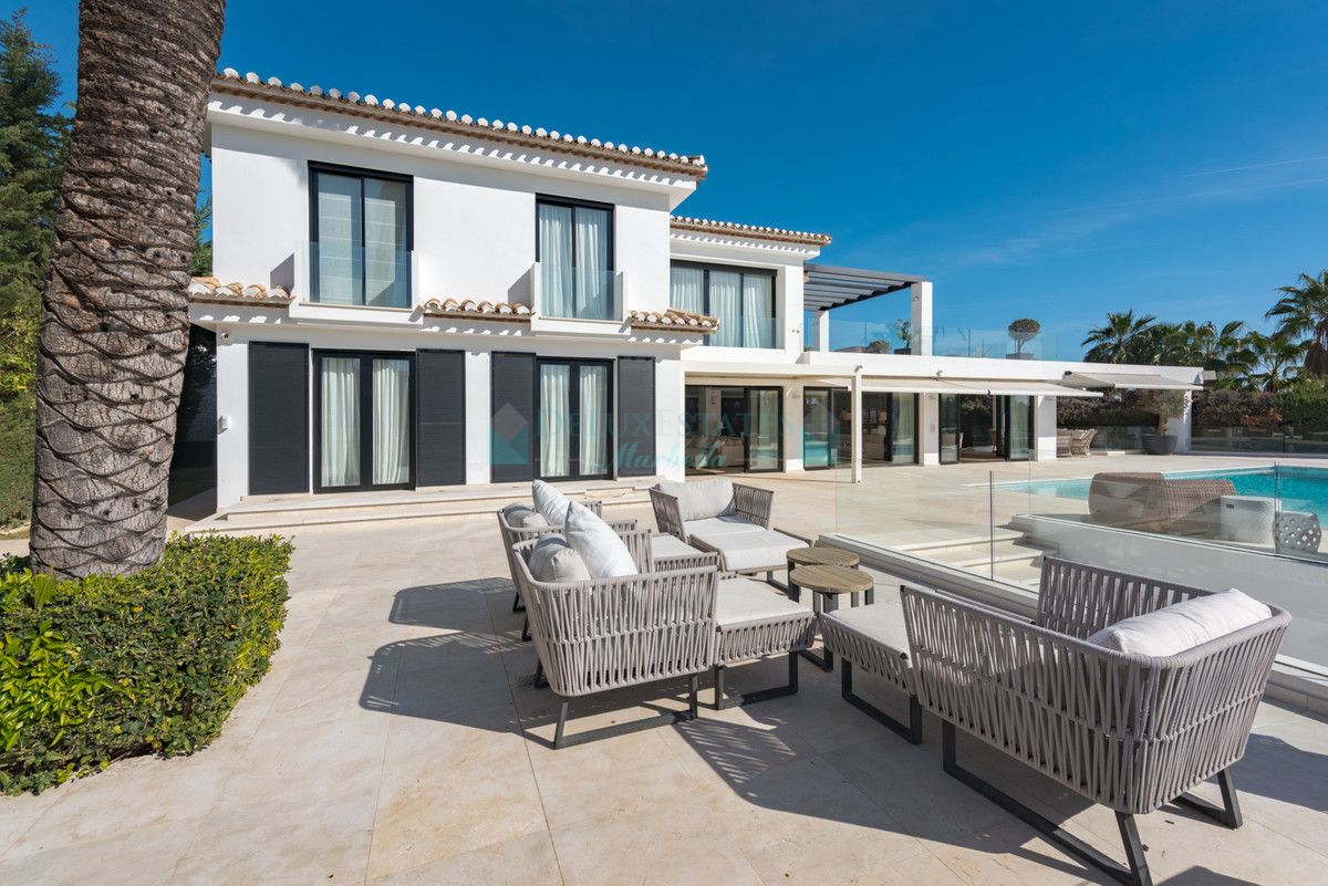 Villa en venta en Nueva Andalucia