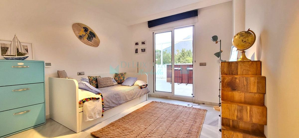 Penthouse for sale in Nagüeles, Marbella Golden Mile