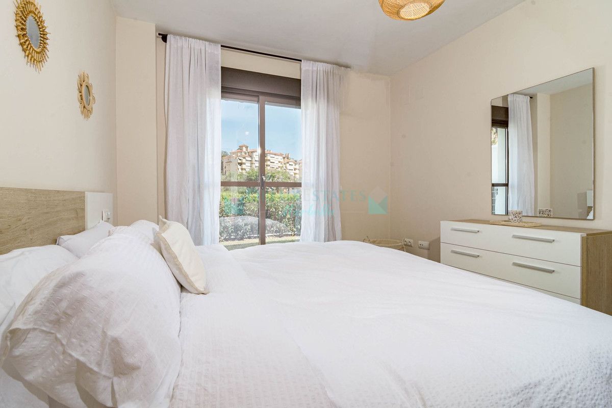 Apartamento Planta Baja en venta en Selwo, Estepona