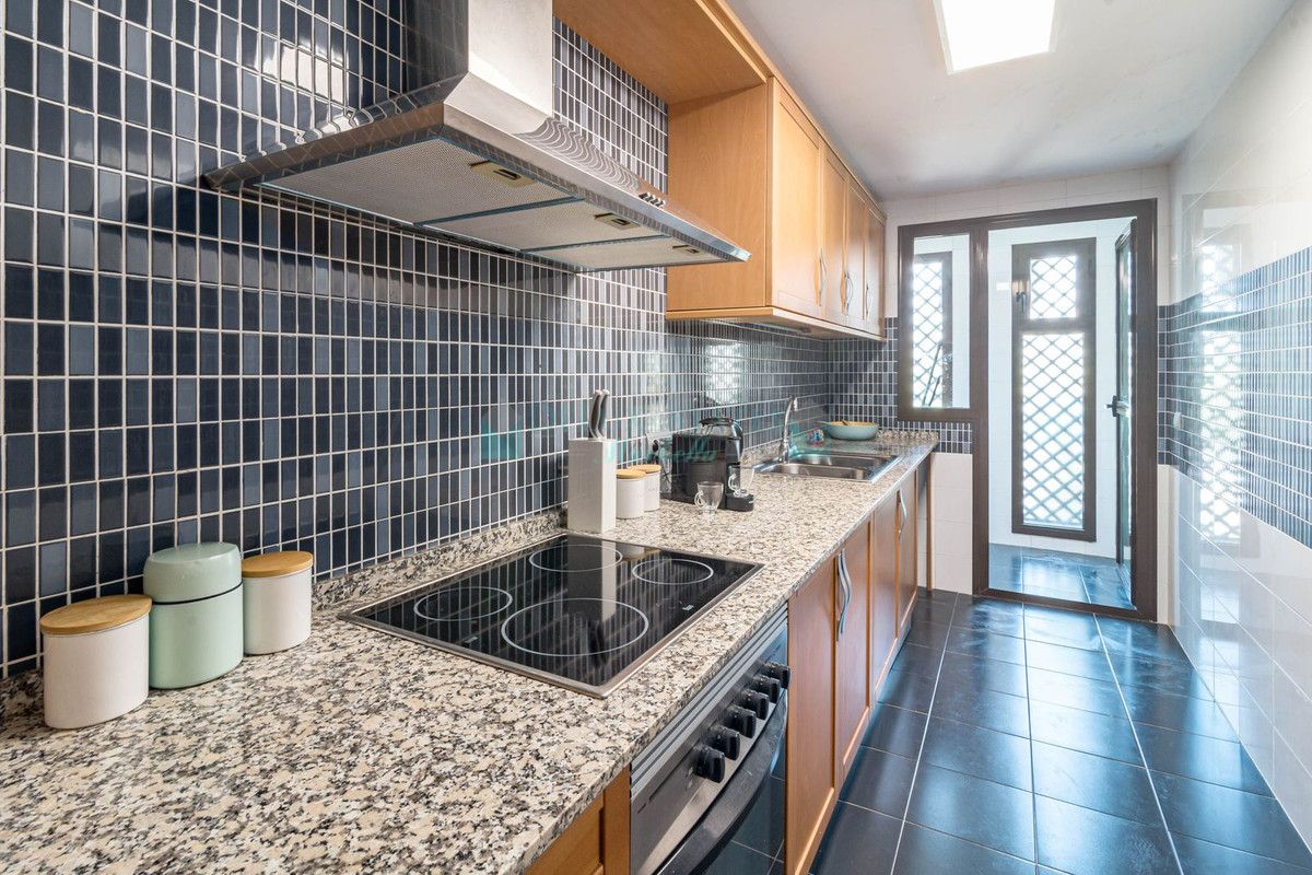 Apartamento Planta Baja en venta en Selwo, Estepona