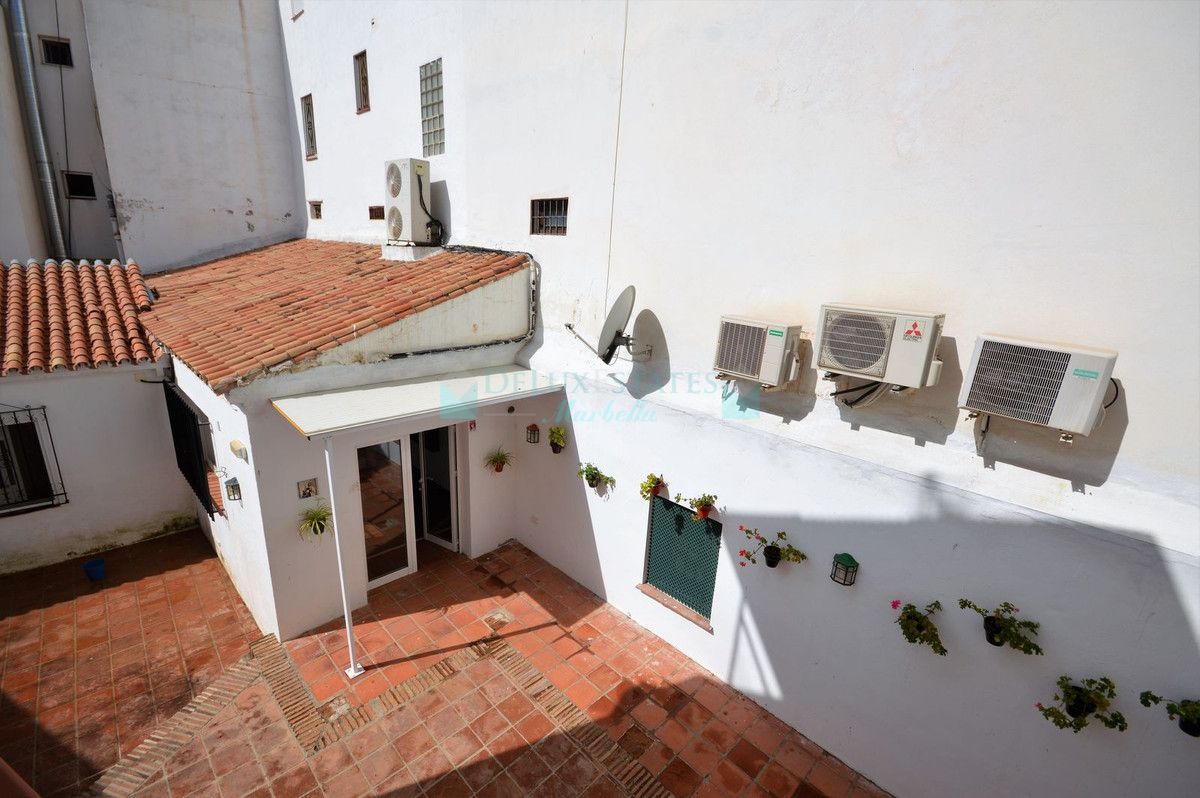 Semi Detached Villa for sale in Marbella