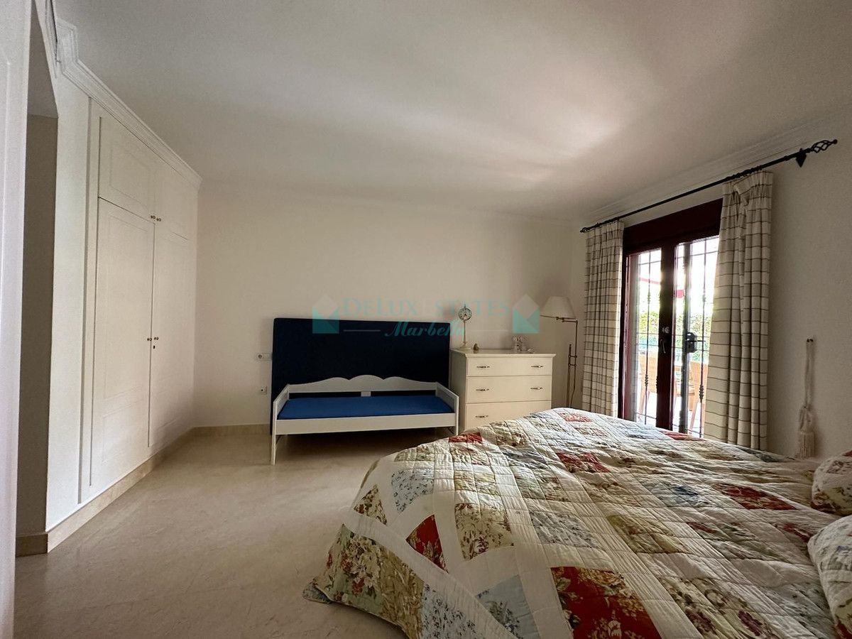 Apartamento Planta Baja en alquiler en San Pedro de Alcantara