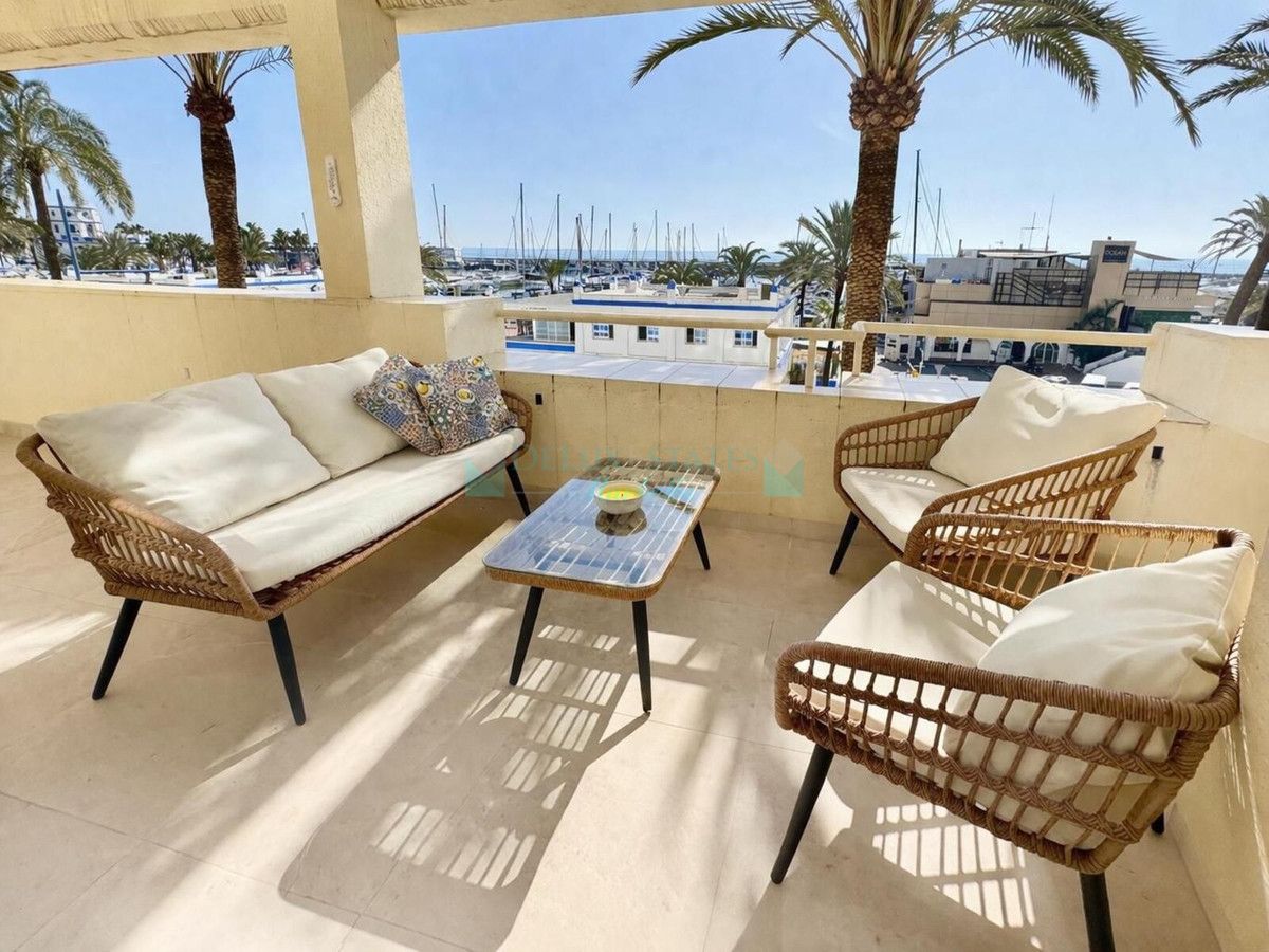 Apartamento en alquiler en Estepona