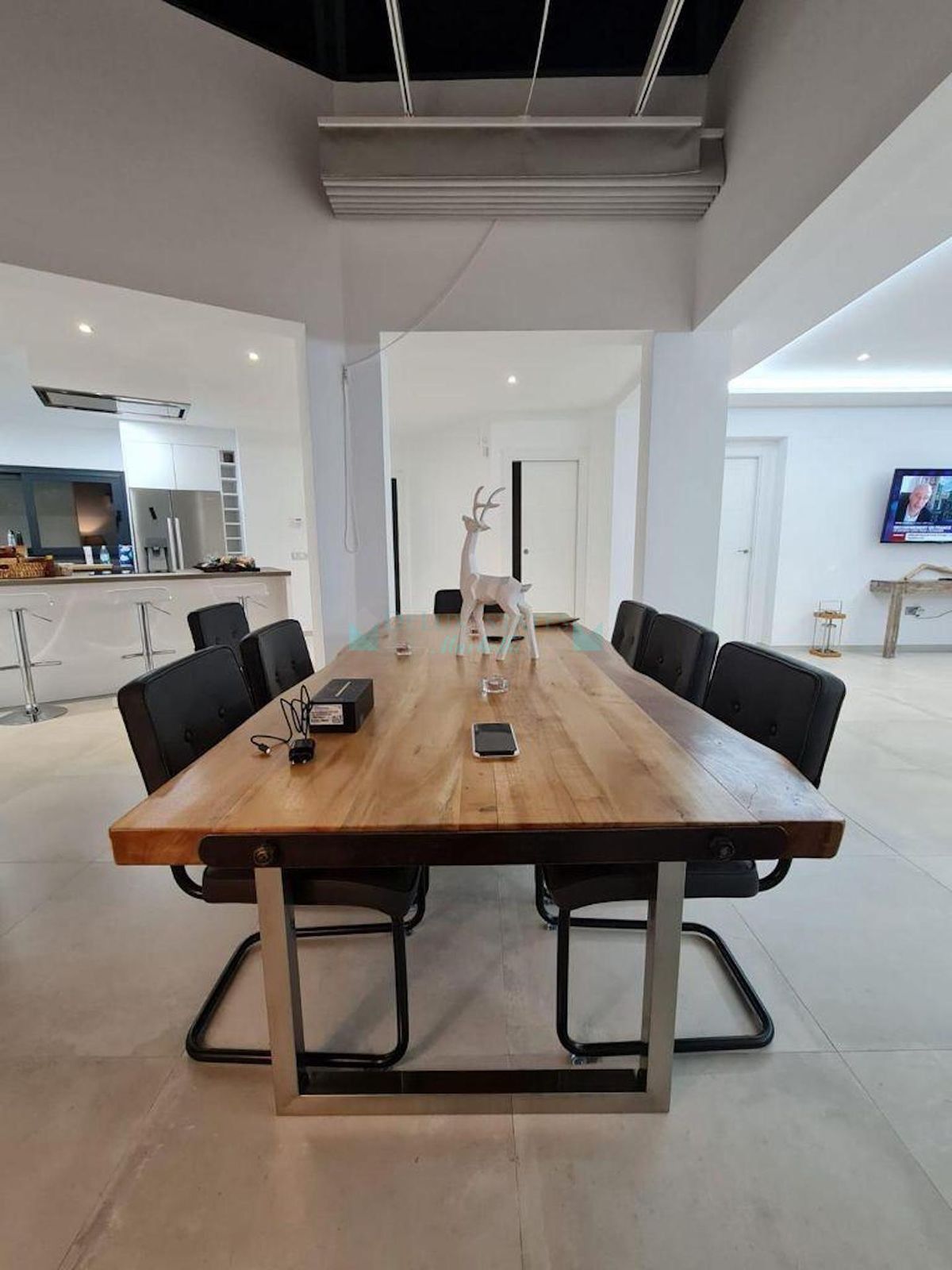 Villa en alquiler en El Rosario, Marbella Este