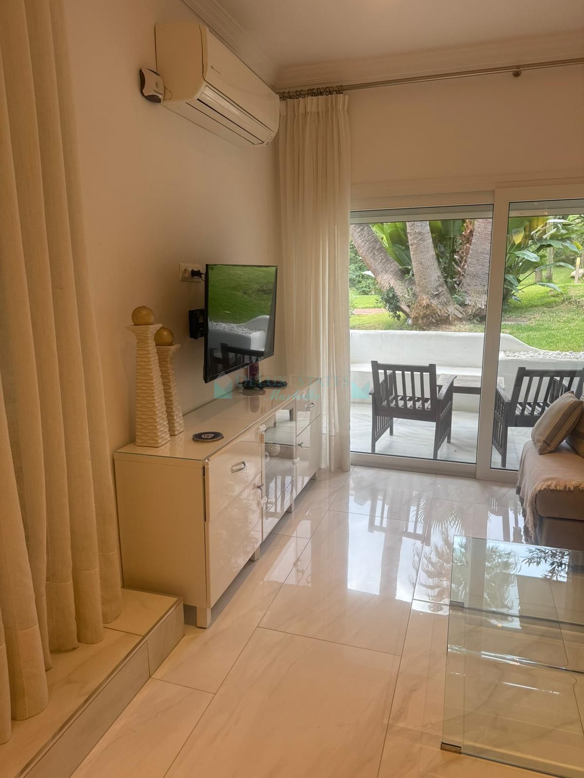 Ground Floor Apartment for sale in Marbella - Puerto Banus