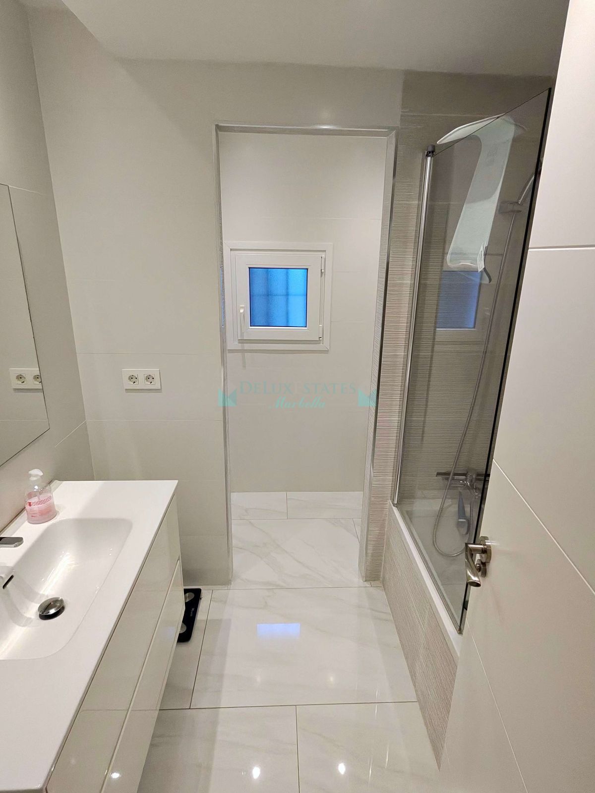 Ground Floor Apartment for sale in Marbella - Puerto Banus