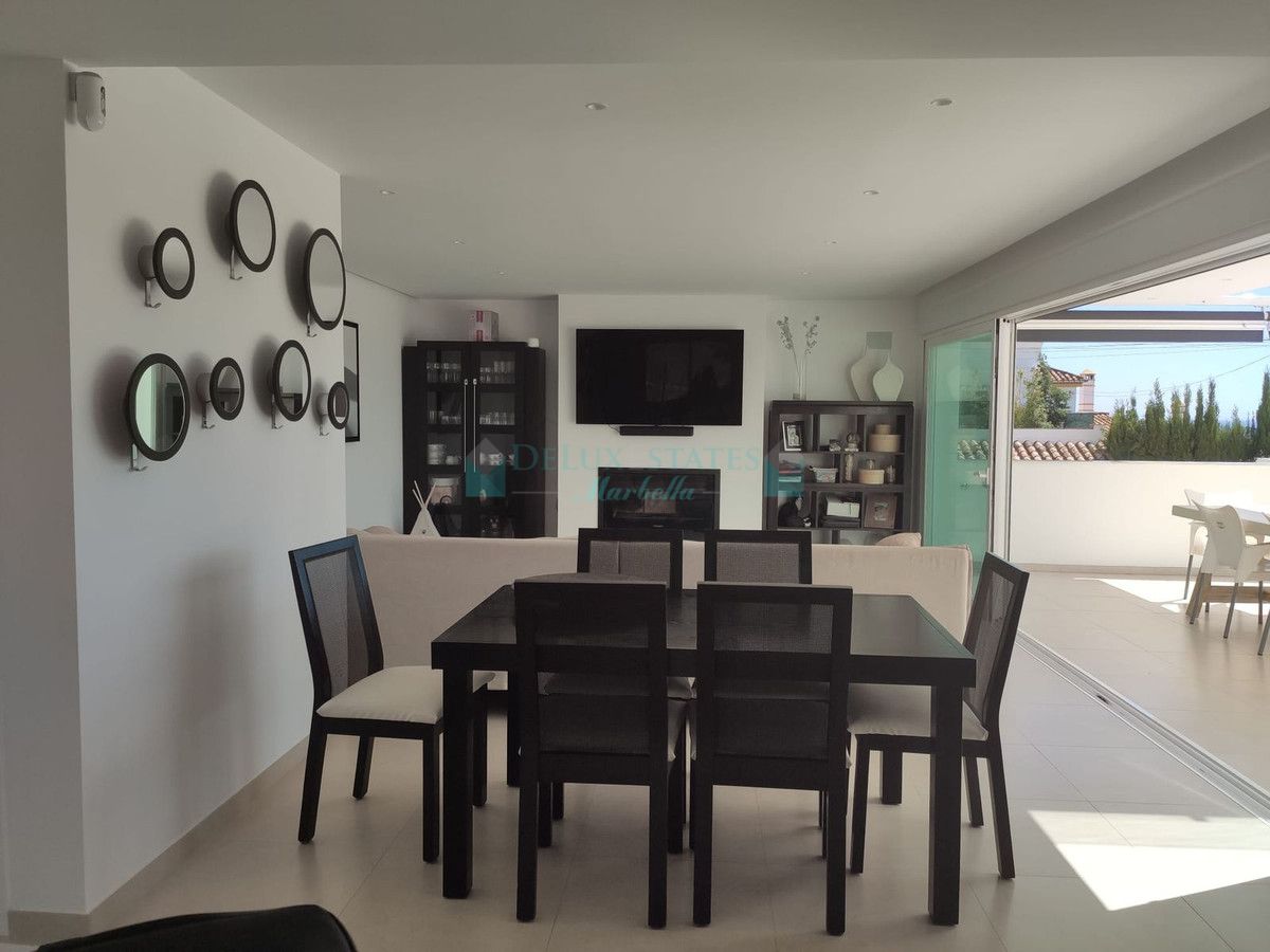 Villa en venta en Estepona