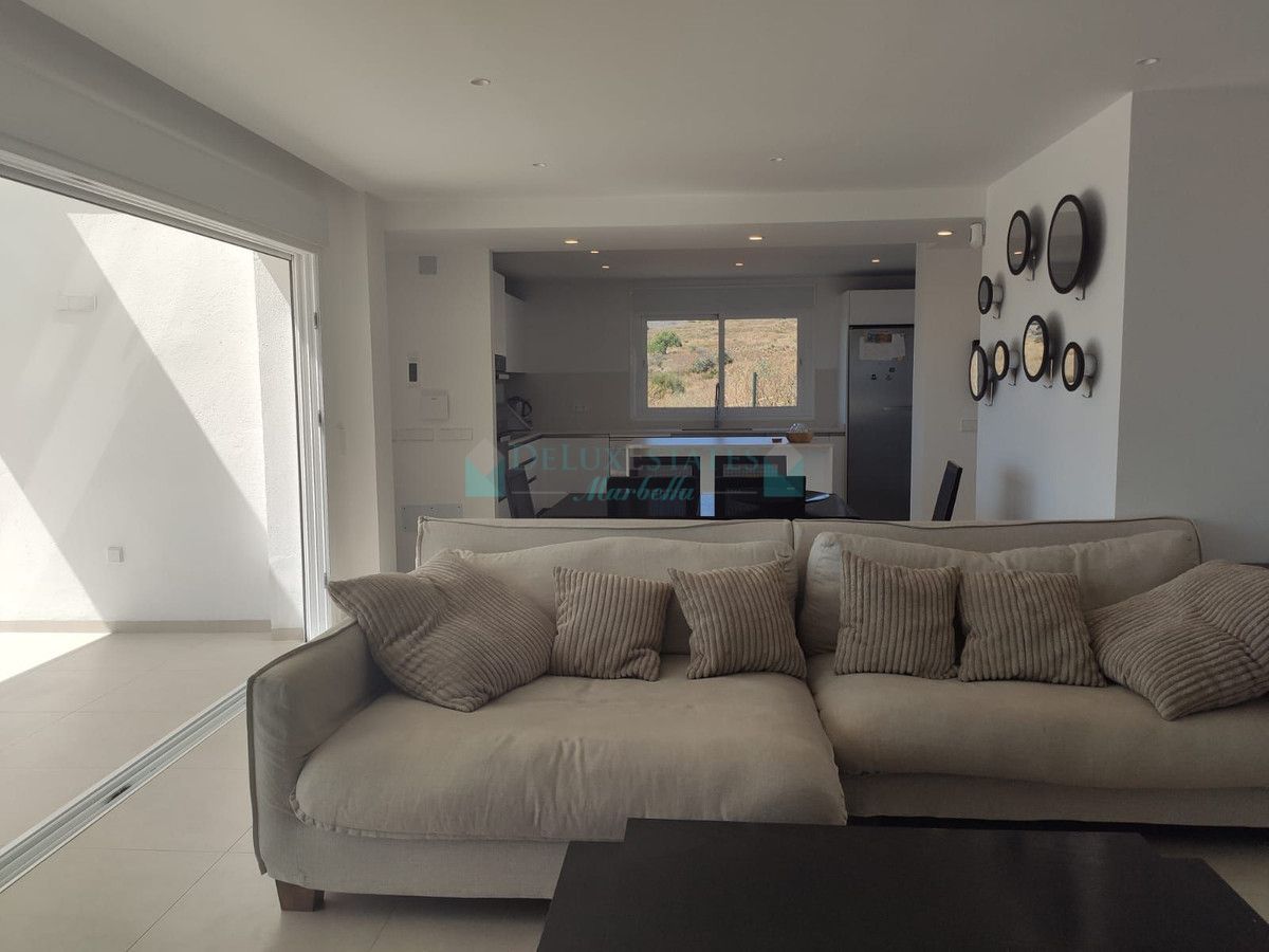 Villa en venta en Estepona