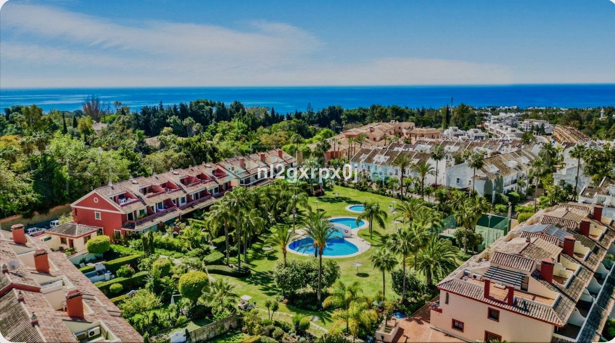 Town House for sale in Marbella Golden Mile