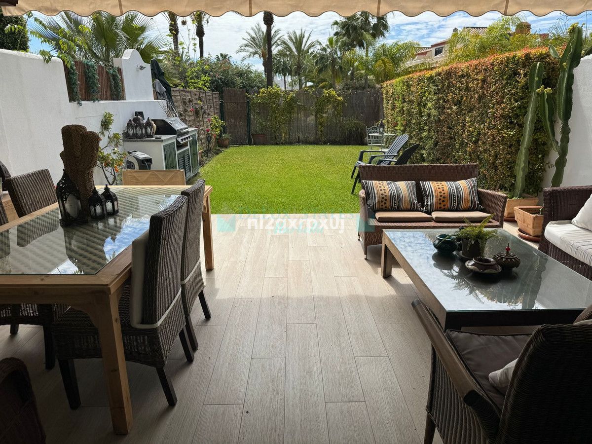 Town House for sale in Marbella Golden Mile