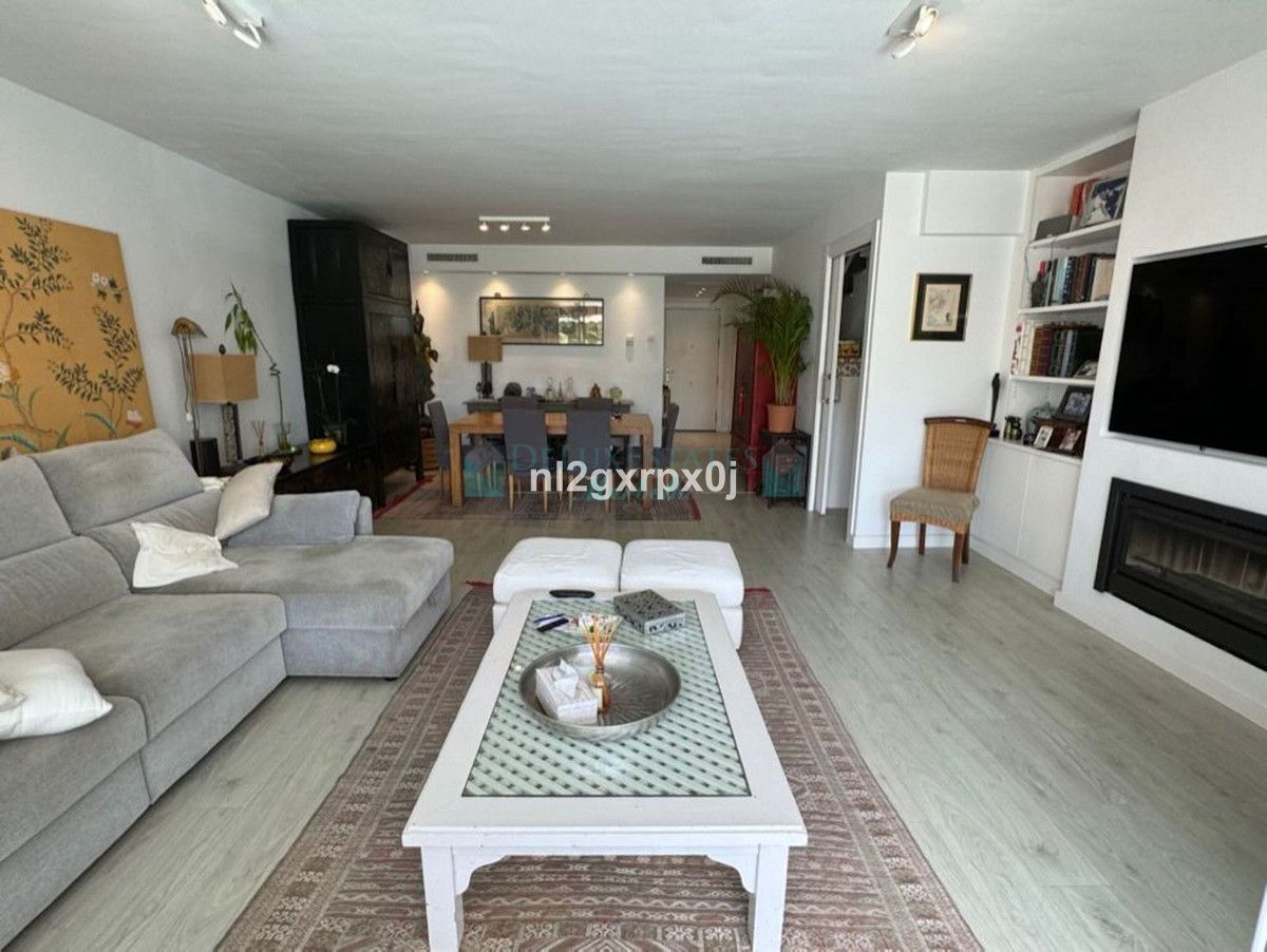 Town House for sale in Marbella Golden Mile