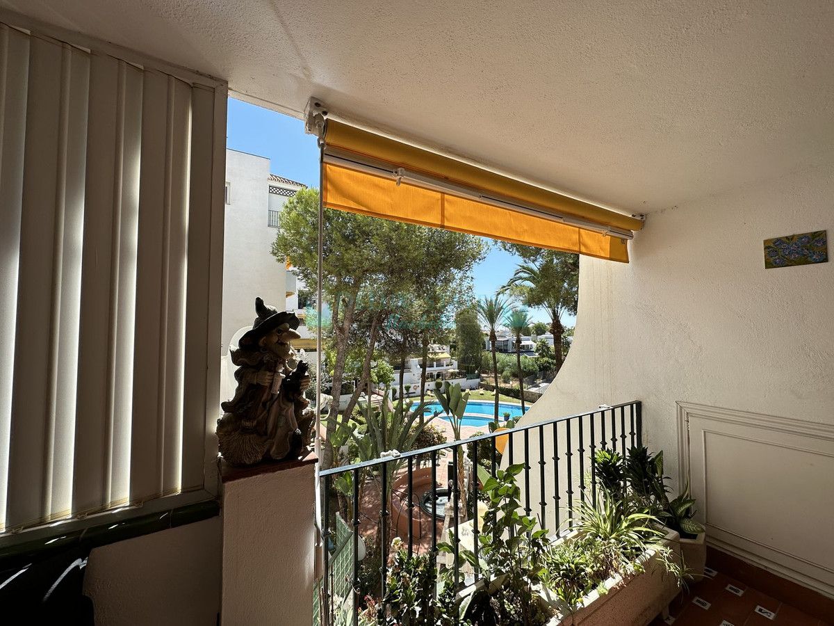 Apartment for sale in Estepona