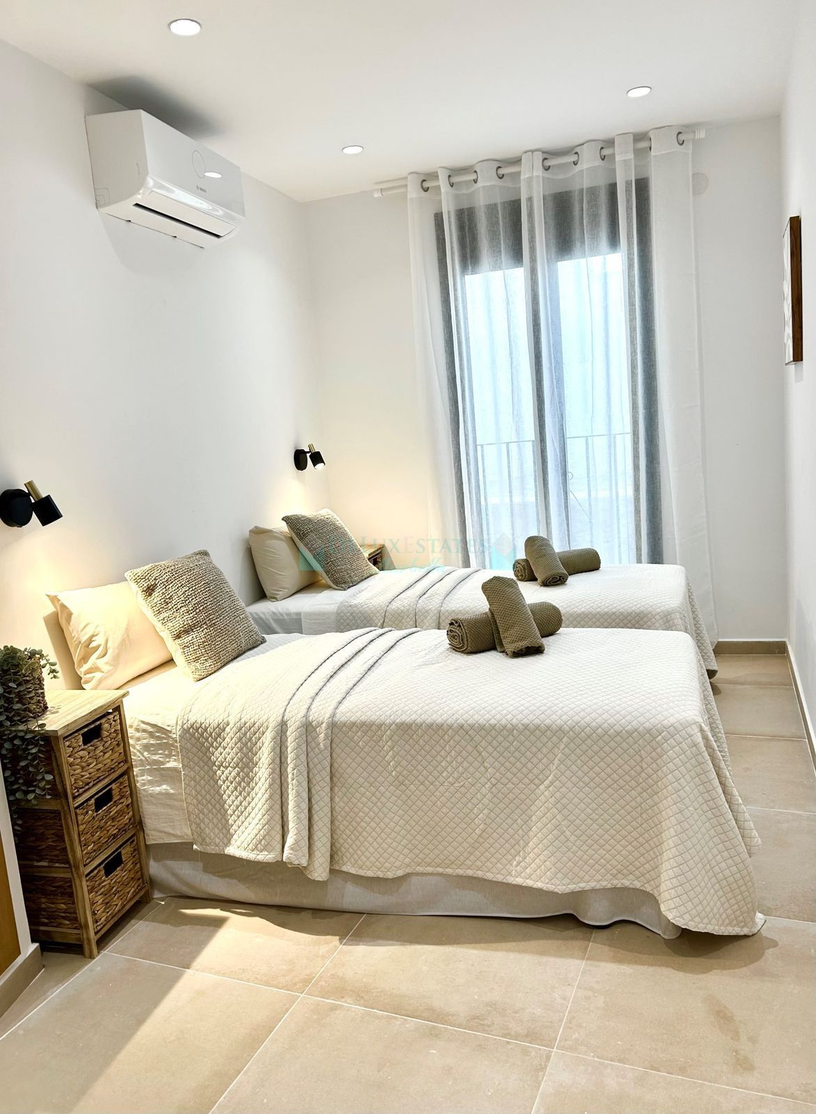 Town House for rent in Estepona