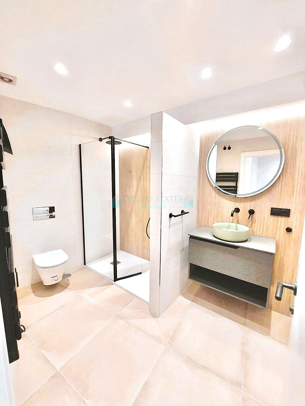 Town House for rent in Estepona