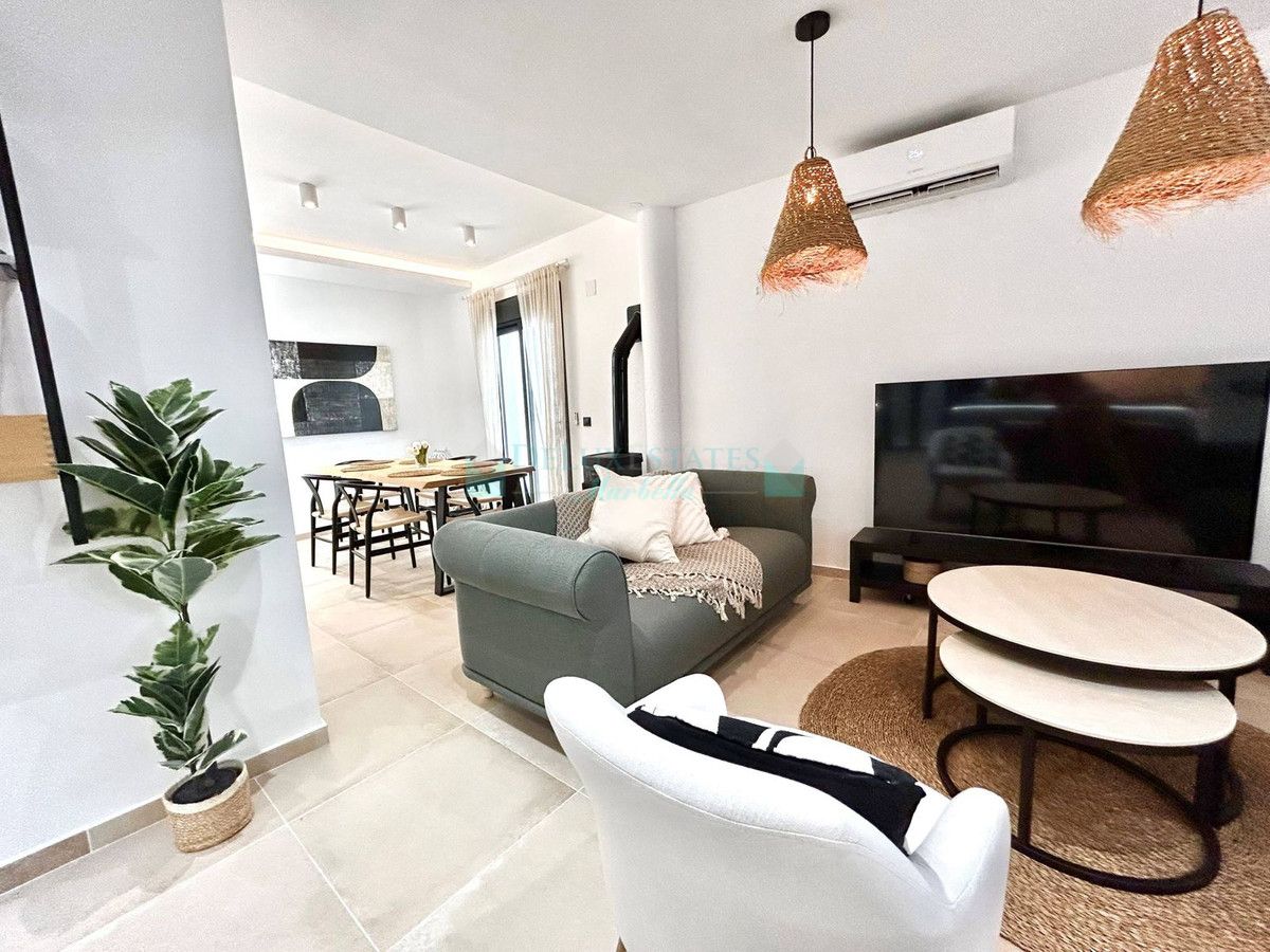 Town House for rent in Estepona