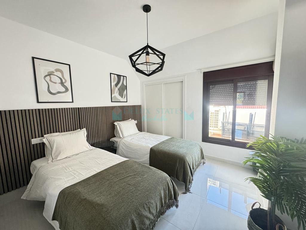 Penthouse for sale in Nueva Andalucia