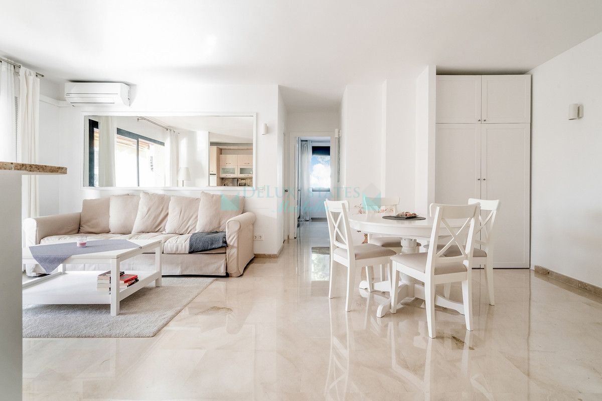 Apartment for sale in Nueva Andalucia
