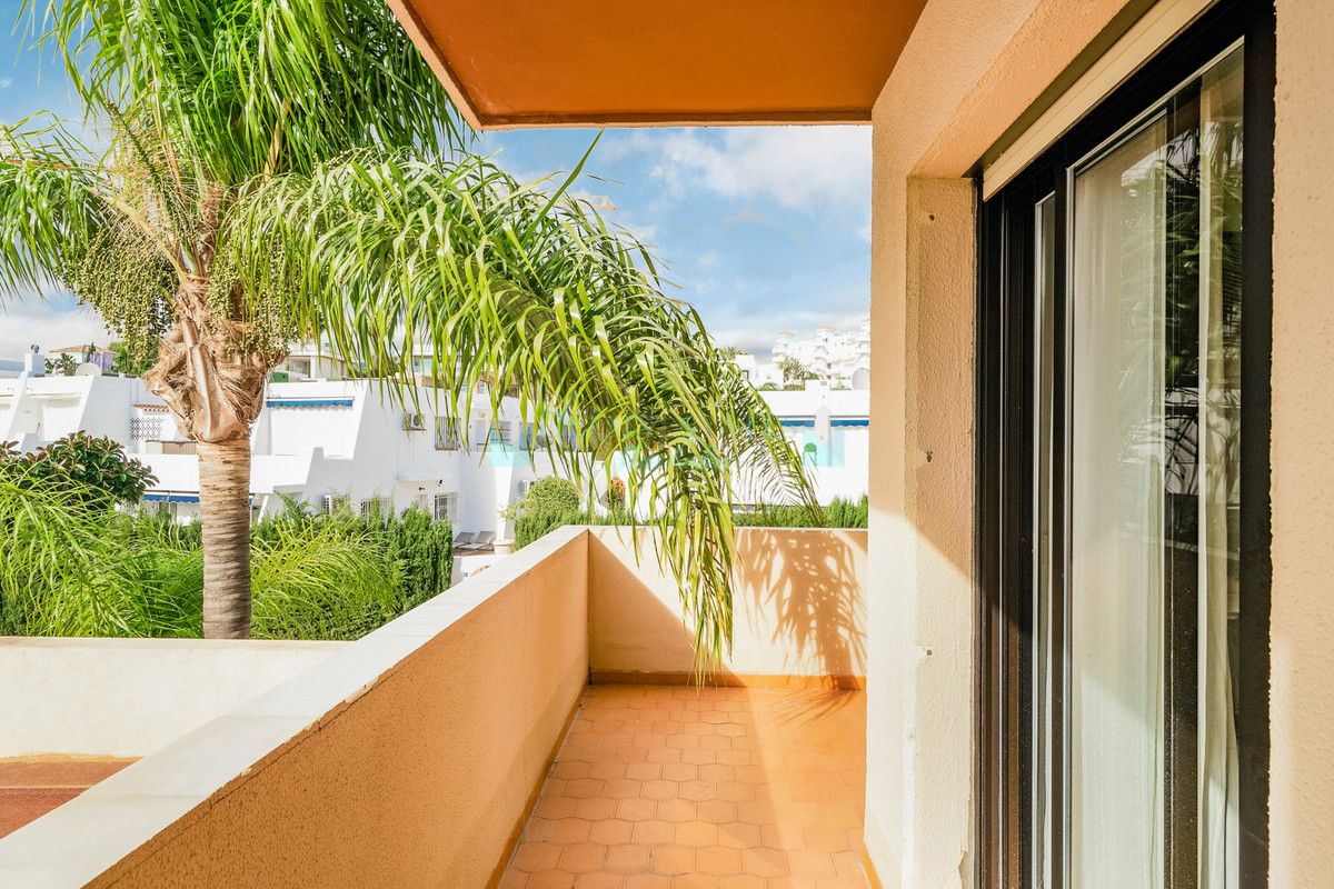 Apartment for sale in Nueva Andalucia