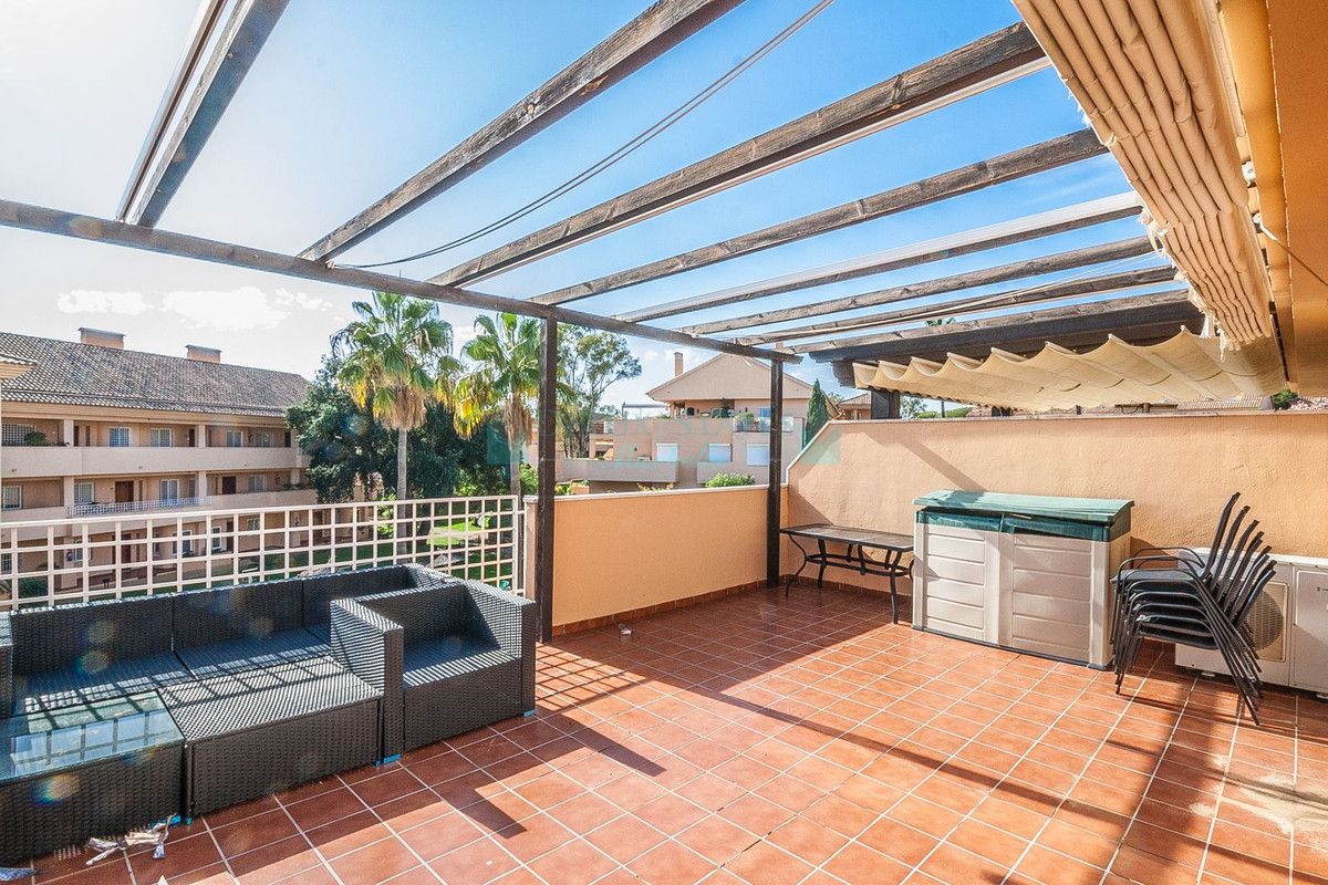 Ático en venta en Elviria, Marbella Este