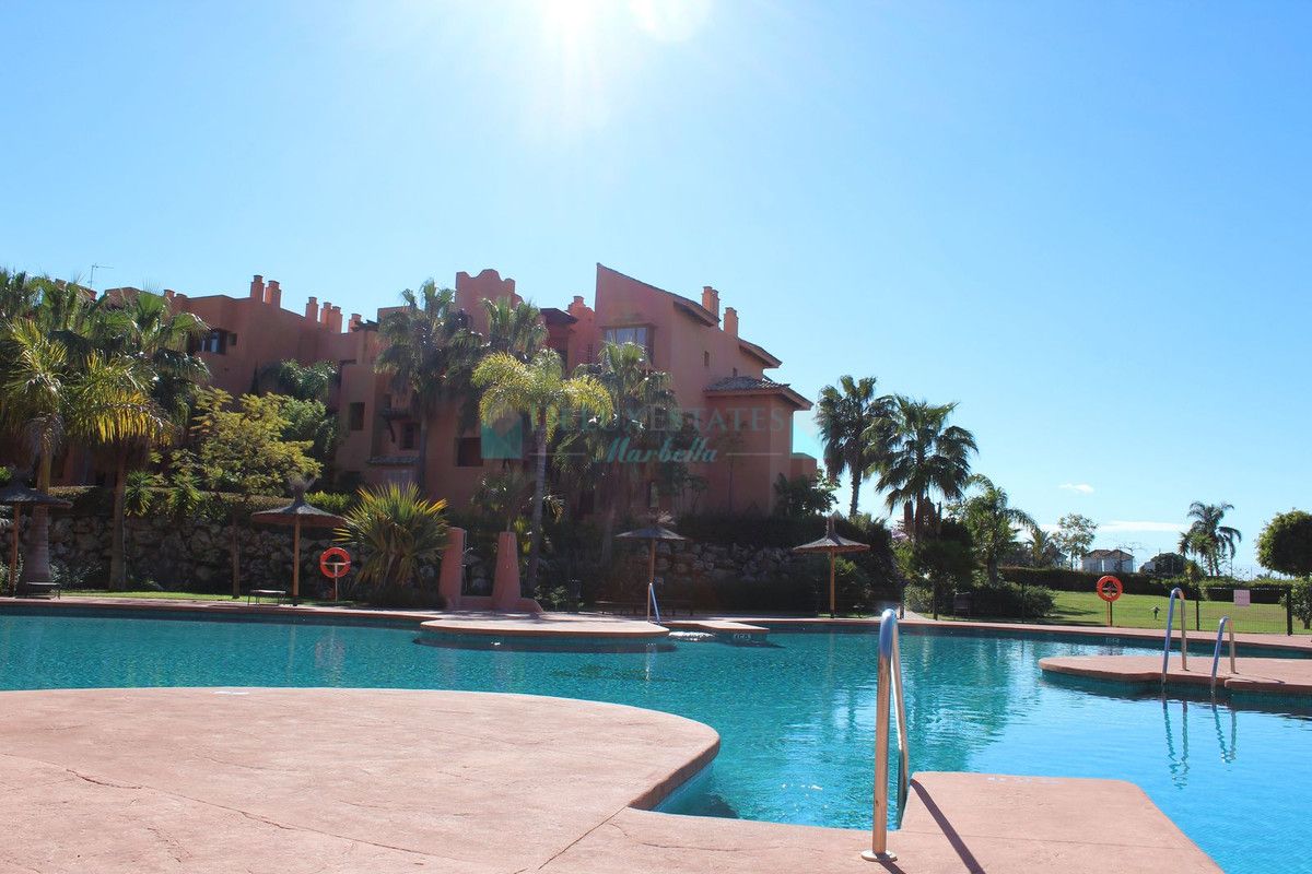 Penthouse for sale in Estepona