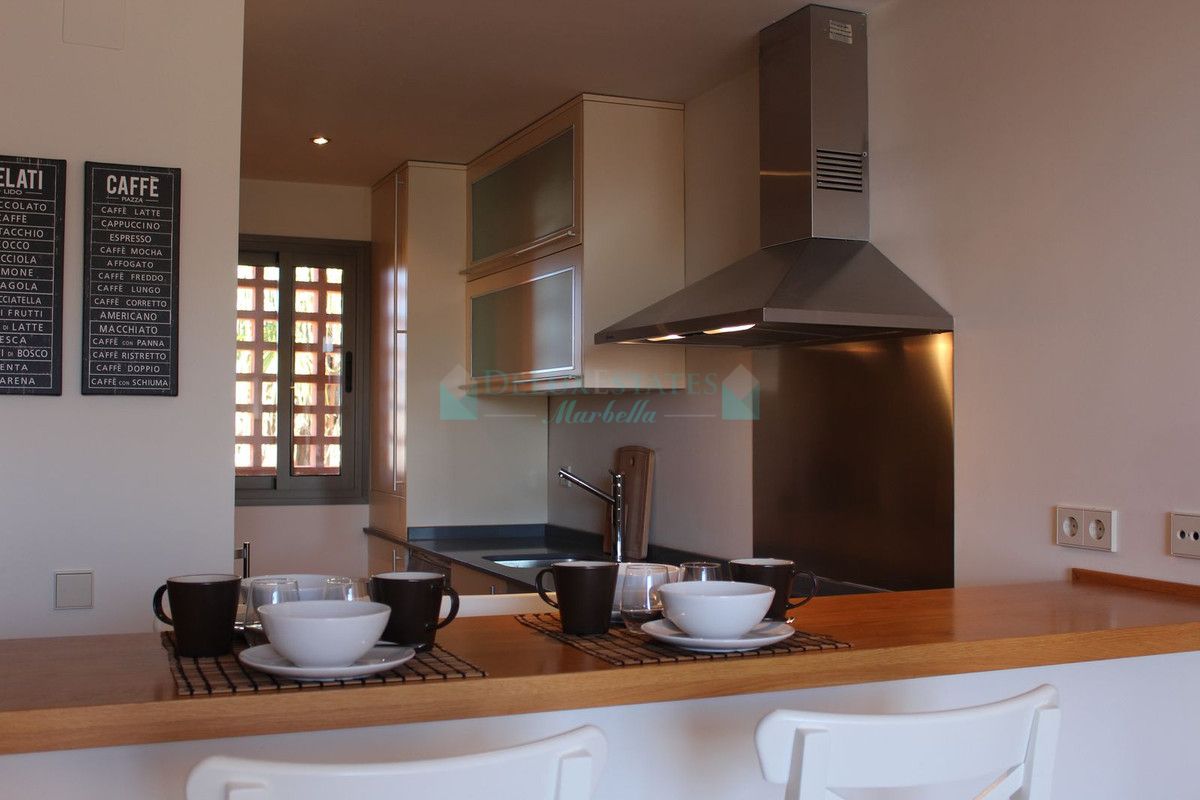 Penthouse for sale in Estepona